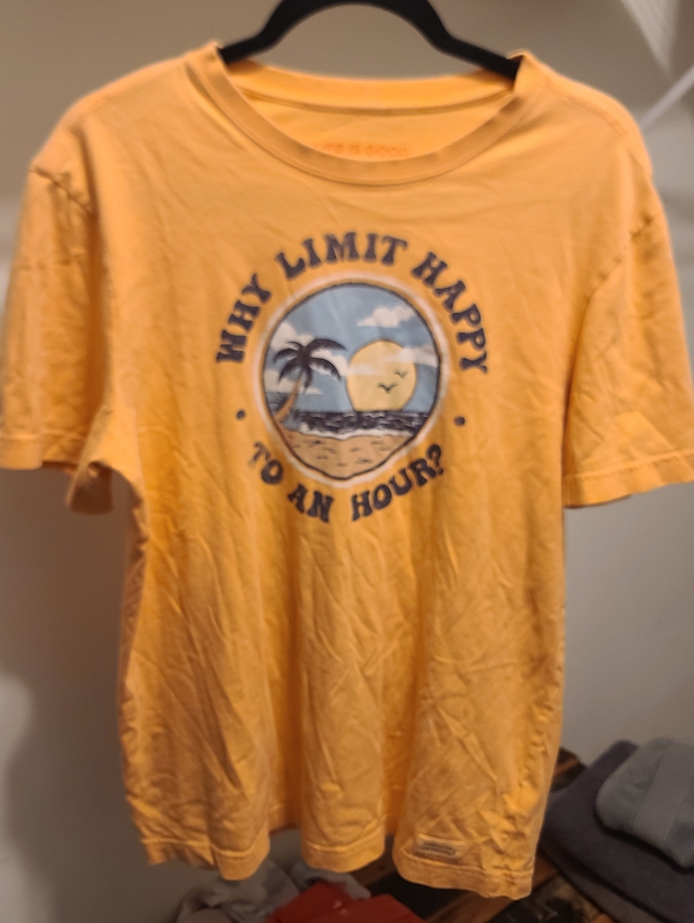 Life Is Good Happy Hour Orange Crusher Tee Shirt Med